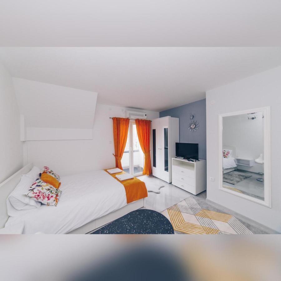 Duga Apartmani Κραγκούγιεβατς Εξωτερικό φωτογραφία