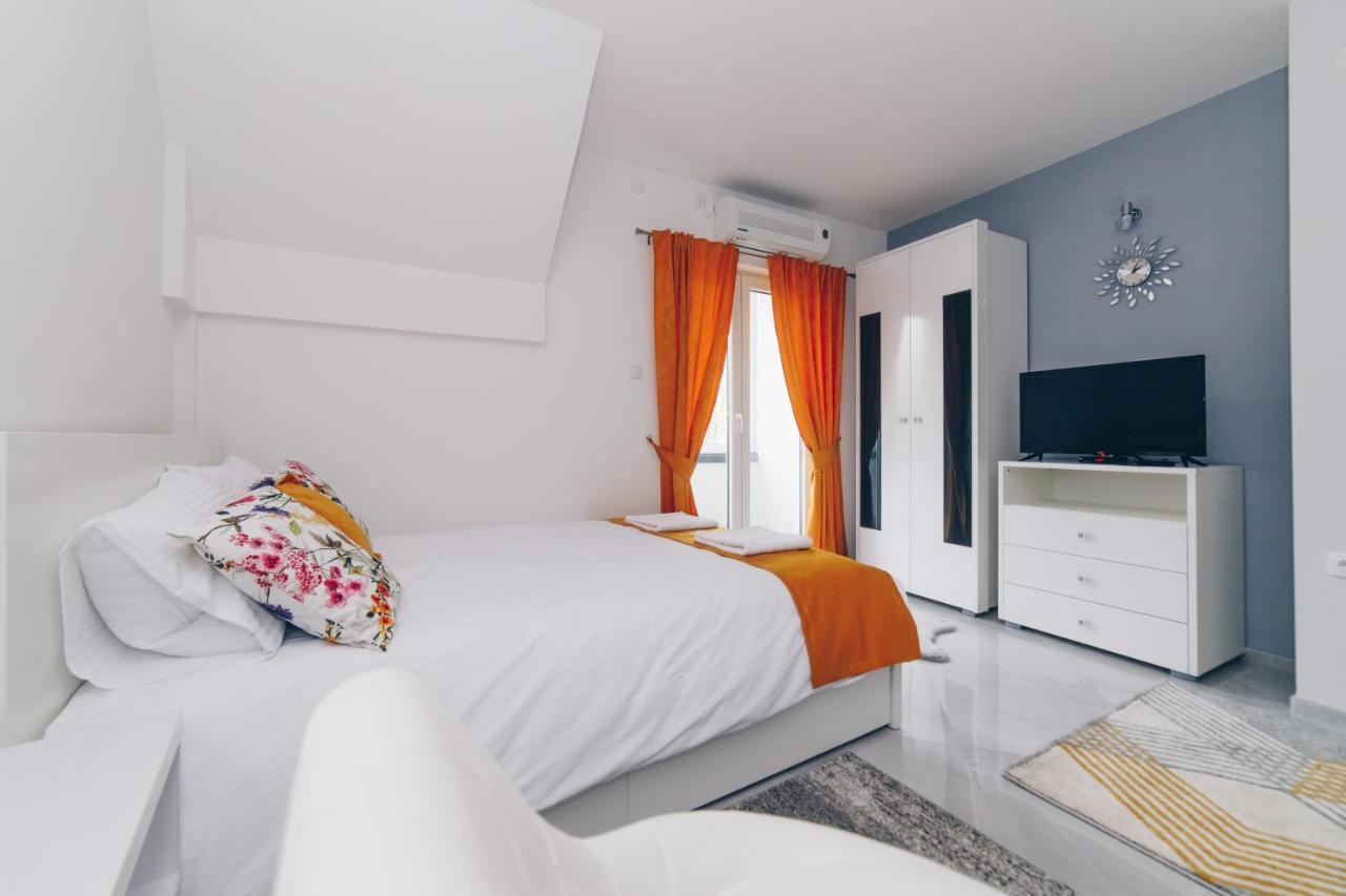 Duga Apartmani Κραγκούγιεβατς Εξωτερικό φωτογραφία