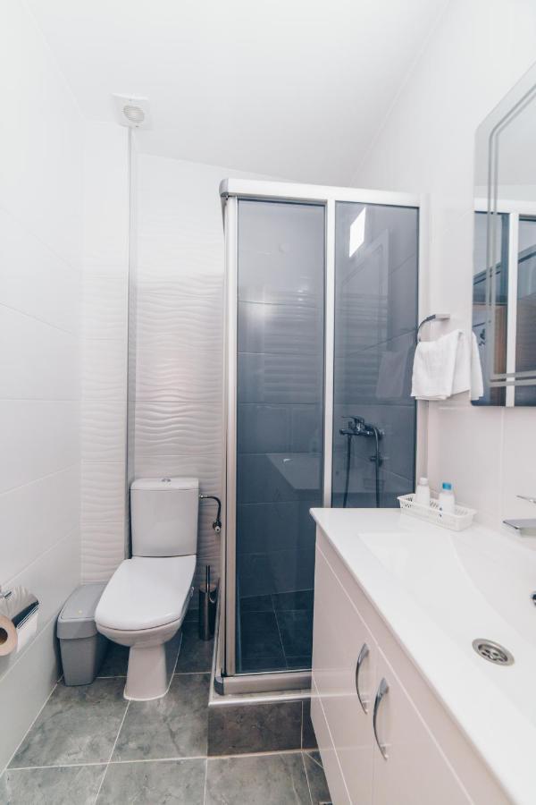 Duga Apartmani Κραγκούγιεβατς Εξωτερικό φωτογραφία