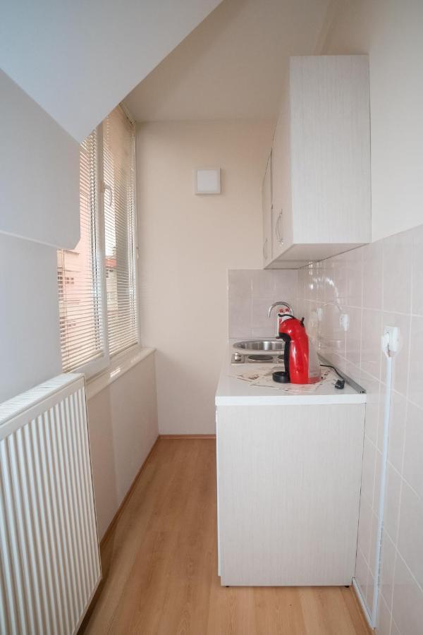 Duga Apartmani Κραγκούγιεβατς Εξωτερικό φωτογραφία