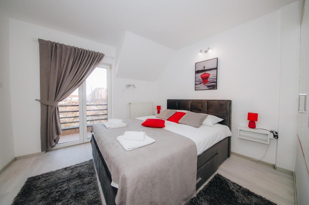 Duga Apartmani Κραγκούγιεβατς Εξωτερικό φωτογραφία